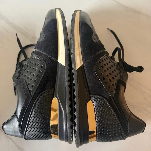 LOUIS VUITTON Nubuck Calfskin Run Away sneaker Size 8.5 Women - Picture 6 of 12